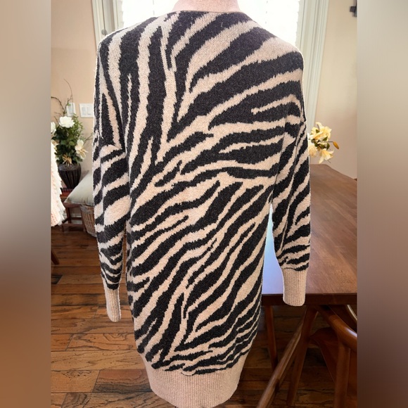 Yet Again Size XS Cardigan - Picture 4 of 6